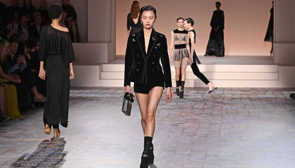 Dior evoca el Hollywood de oro entre emancipación y glamur