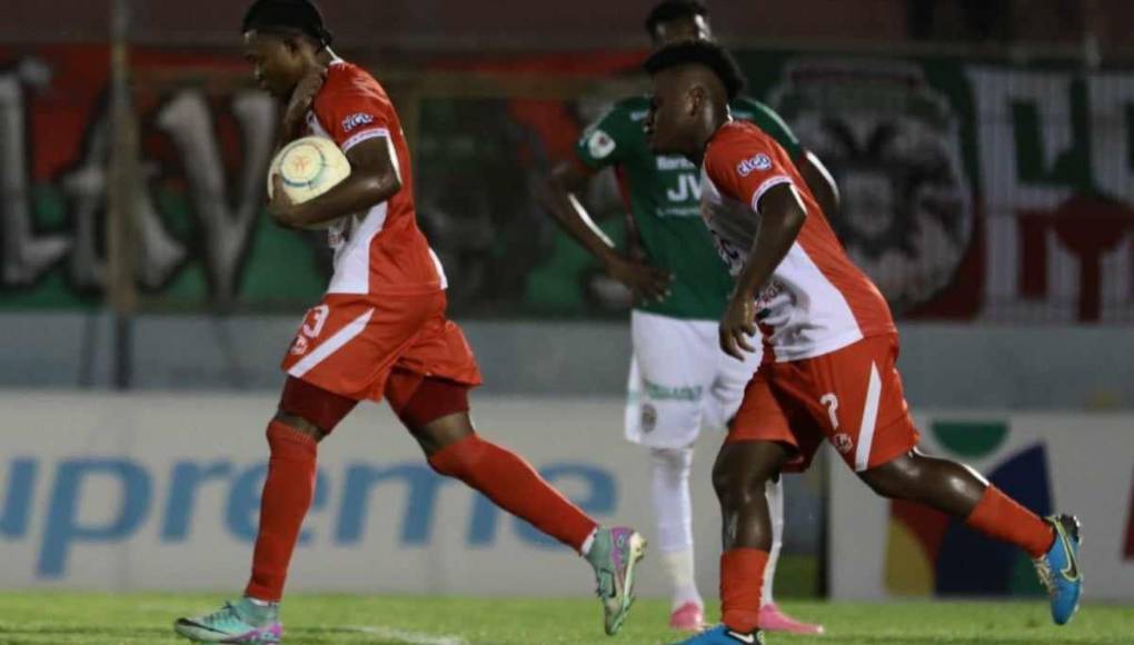 Cristian Manaiza descontó en el marcador para el Vida. Los “Rojos” realizaron un gran partido en La Ceiba.