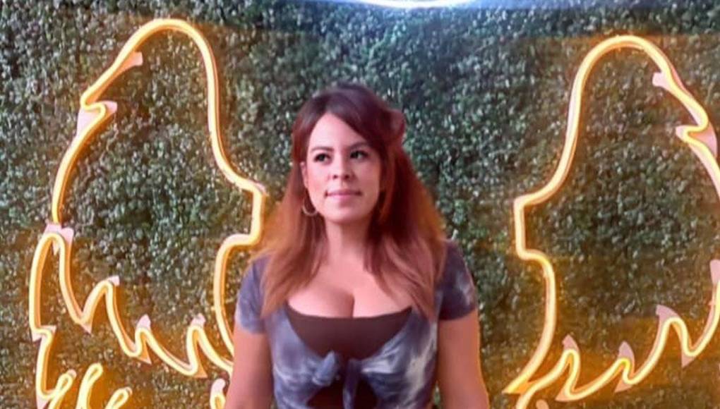 “Solo vino usted a jo... el programa”, le dijo Orlando Ponce en el 2021 a la periodista Melissa Andino quien no se le quedó callada y le dijo un par de verdades al comunicador.