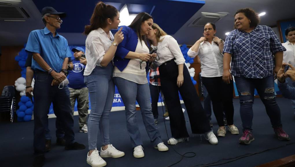 Bajo los principios de “justicia, unidad y bien de Honduras”, García buscará seguir los pasos de su esposo y dejó claro que ya sabe “como hacerlo”