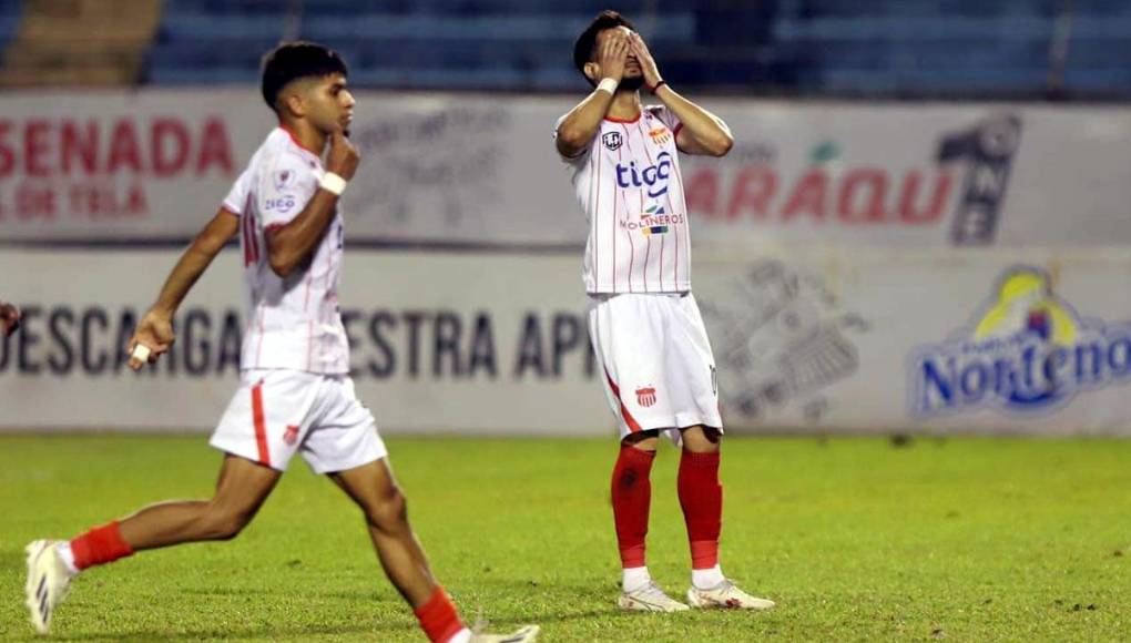 Así se lamentó Marcelo Canales tras su terrible fallo en el lanzamiento de penal.