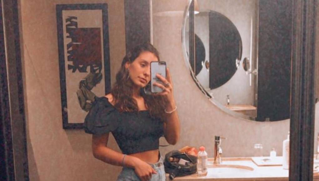 En su cuenta de Instagram [iarutroglio6] comparte fotografías que para ella considera especiales.