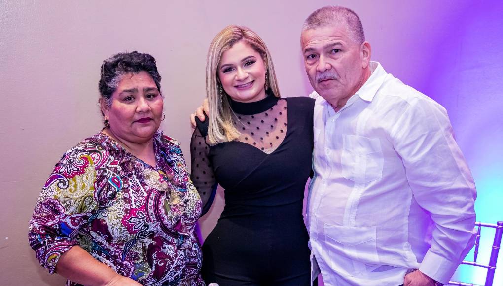 Jacky, Emma y Rubén Mejía