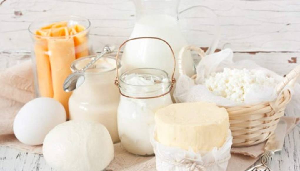¿El hábito de comer lácteos bajos en grasa aumenta el riesgo de Parkinson?