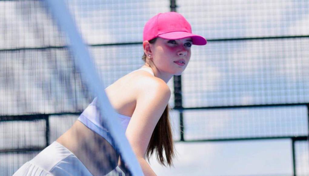 La novia de Auzmendi disfruta de los deportes, especialmente del tenis.