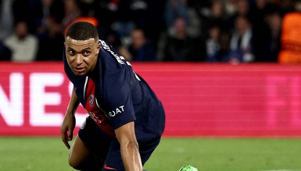 No obstante, lo que más ha captado la atención de la opinión pública es la mención de posibles cláusulas de penalización en caso de ruptura del contrato.