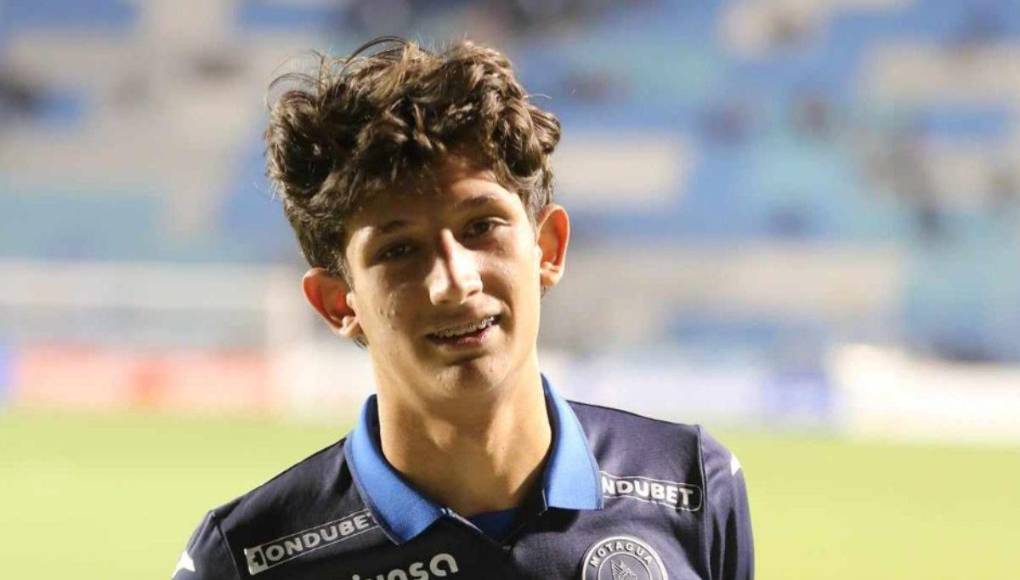 Mathías Fabián Vazquez De La Iglesia es todo el nombre del futbolista que recién debutó como profesional con la camiseta 38 de Motagua en Liga Nacional. 