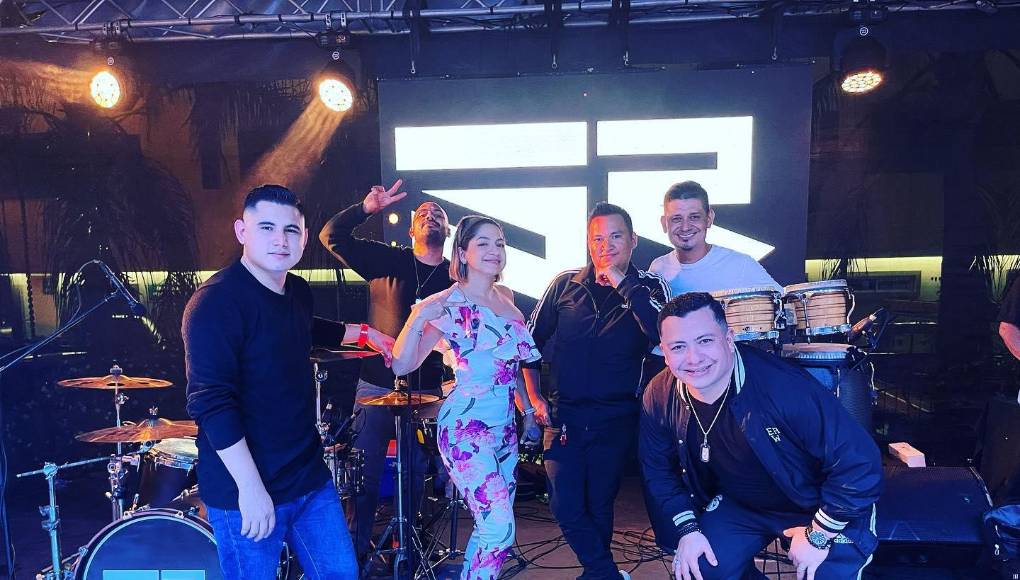 <b>SILVIA RODRÍGUEZ</b>La cantante sampedrana y su banda animarán a los veraneantes que se den cita hoy en la Zona Barena del bulevar Costero de Tela y mañana en la zona Barena del bulevar Los Maestros en La Ceiba. Ambos días inician a las 10:00 pm.