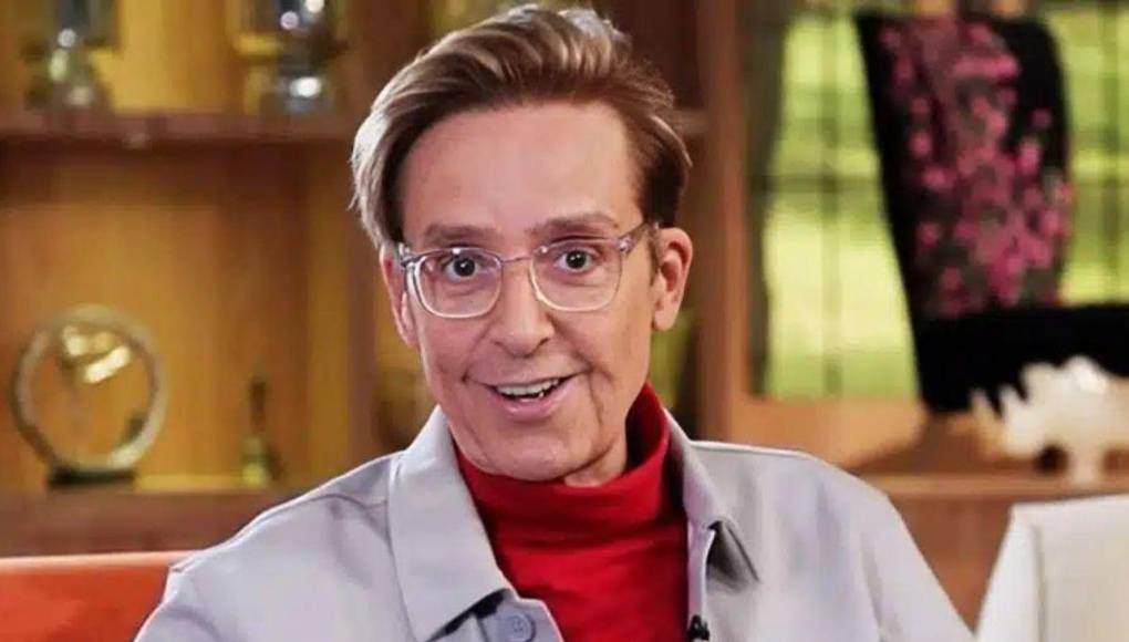 El conductor de Ventaneando se encuentra recuperándose en su casa tras pasar varias semanas hospitalizado.