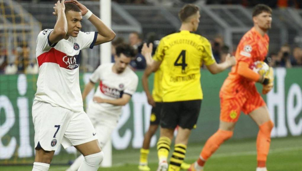 Al resultado adverso se sumó otra preocupación para el PSG, la lesión de su defensa Lucas Hernández, que se hizo daño al intentar evitar el disparo de Füllkrug en el gol y tuvo que ser reemplazado poco antes del descanso.