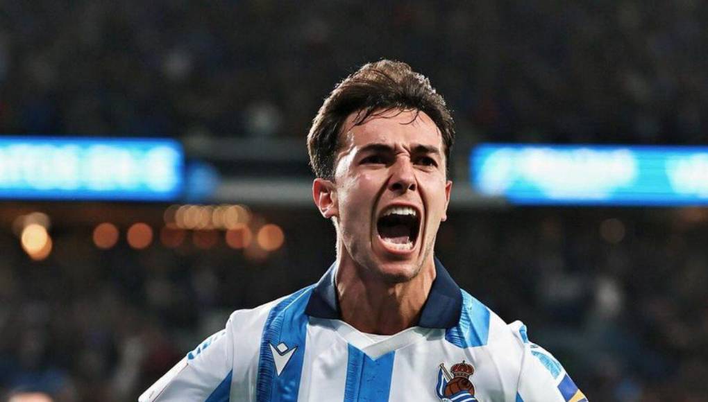 Martín Zubimendi Ibáñez: El centrocampista español es uno de los que aparece en los pedidos de Xavi para la próxima campaña.