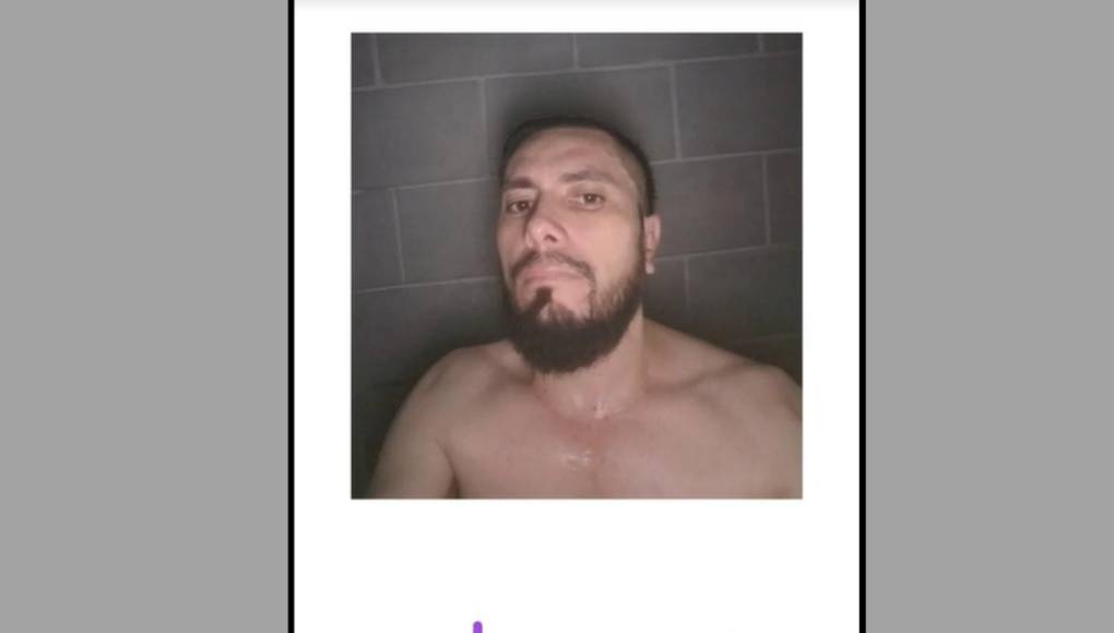 “Estoy dispuesto a entrevistarme con el agente que deseen mandarme”, continúa el audio.