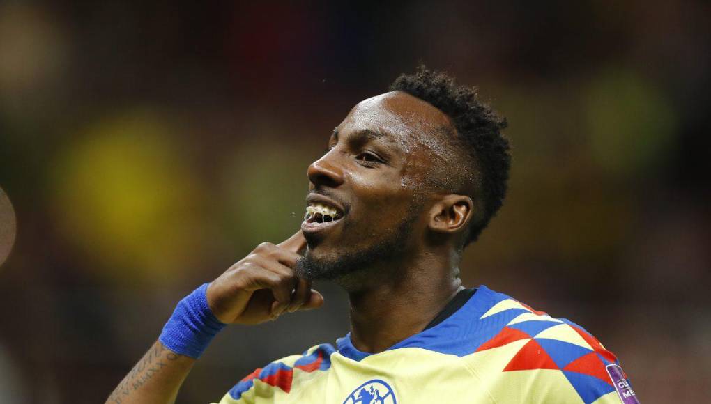 Mediante las redes sociales, circuló un video en donde se puede apreciar como un sector del estadio Akron en donde había seguidores del Rebaño Sagrado, imitan sonidos de un mono tras un jugada que realizó el delantero Julián Quiñones del América.