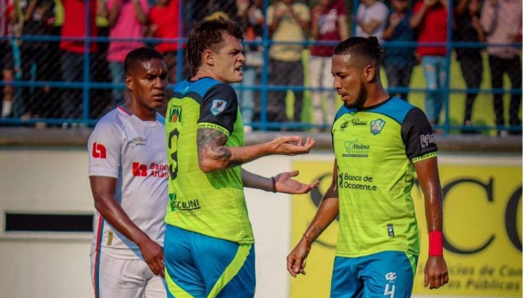 Pero el jugador no pudo conquistar el título liguero con el Olancho FC, equipo que terminó perdiendo 5-4 la gran final del Clausura 2023 en el estadio Nacional de Tegucigalpa.
