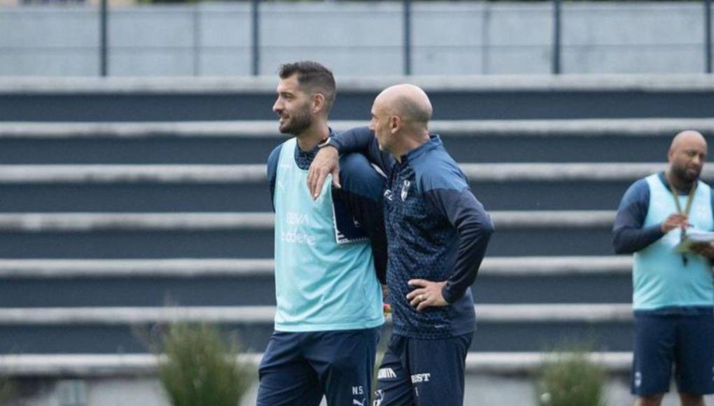 Nico Sánchez, auxiliar técnico y exfutbolista de Rayados, reveló detalles sobre cómo ocurrió la bronca entre Messi y compañía, pues presenció directamente la furiosa reacción del crack argentino.