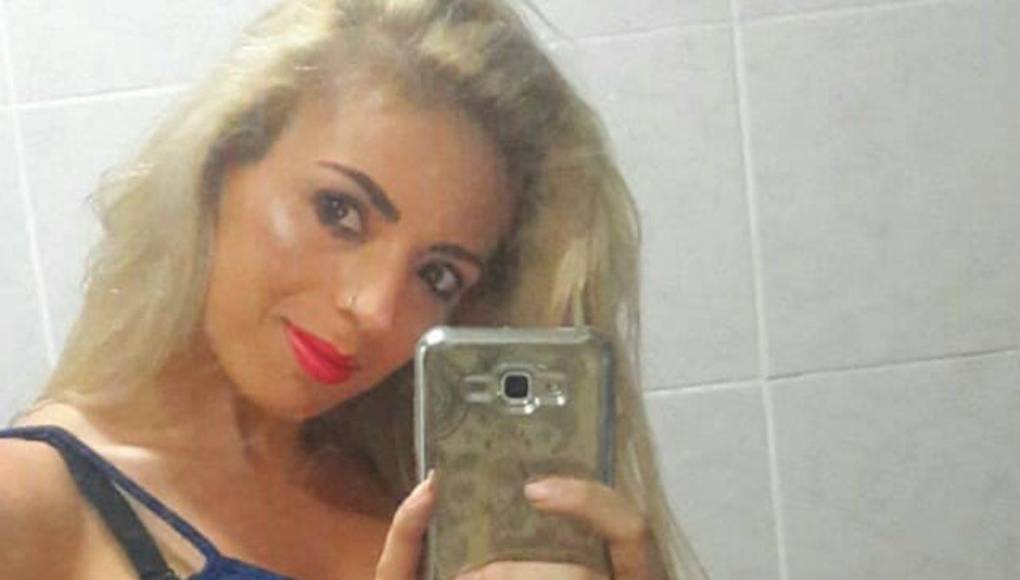 “Lamentamos el fallecimiento de nuestra jugadora. Le enviamos nuestras condolencias a Ámbar y Milo, sus hijos, y a su familia de parte de todo el club», compartió la entidad a través de sus canales oficiales”, indicó el club en sus redes sociales.