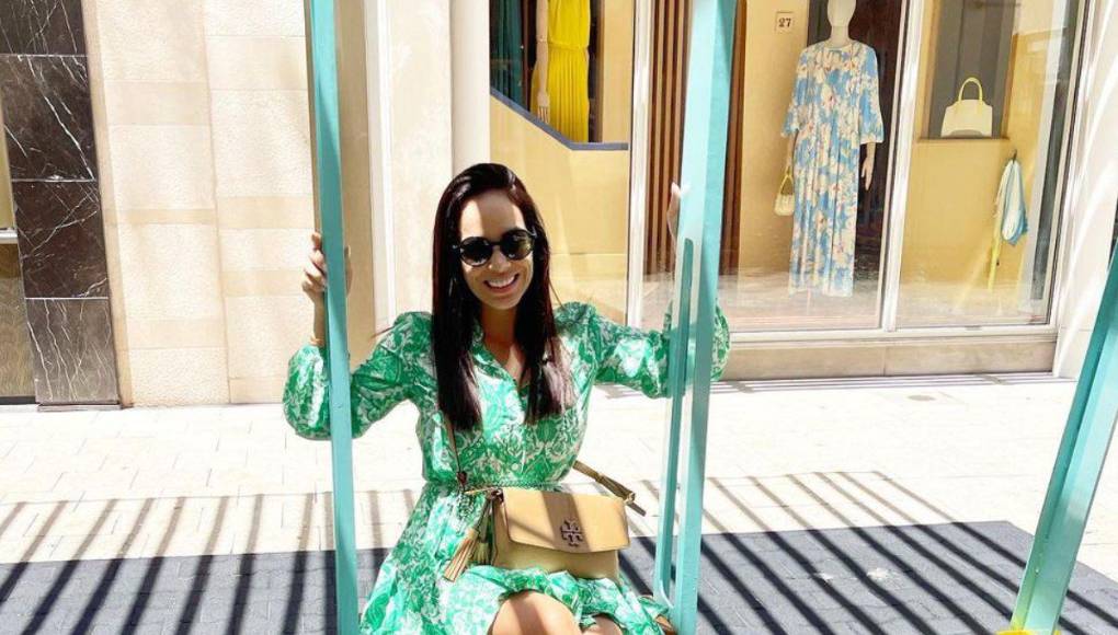 Paola Lazzaroni es una exmodelo y expresentadora de televisión, además de eso, también tuvo bastante popularidad cuando fue novia del exfutbolista, Dani Turcios.