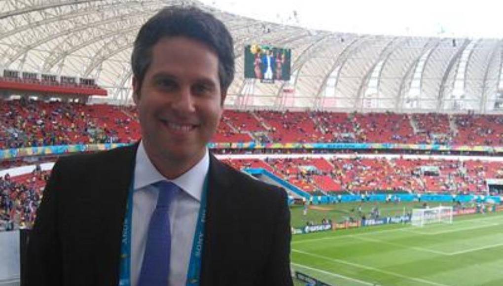 El periodista hondureño, Copán Álvarez, ha declarado abiertamente su pasión por el Olimpia