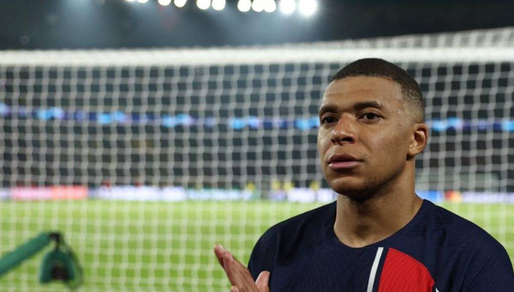En su último partido de Champions en el Parque de los Príncipes, Mbappé decepcionó y puso un triste final a su sueño de lograr la gloria en París.