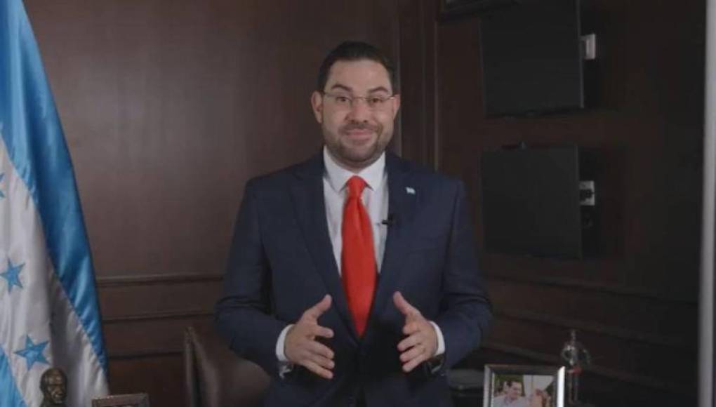 Cabe mencionar que Jorge Cálix, Rixi Moncada y Rasel Tomé son por ahora los únicos tres personajes políticos en Libre que han anunciado públicamente su aspiración en busca de la Presidencia de Honduras, pero antes tendrán que disputar la contienda electoral primaria para conseguir la candidatura. 