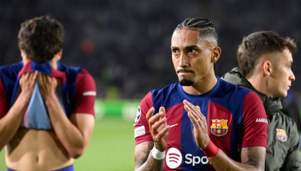 “Los jugadores del Barcelona entendieron que se estaba dirigiendo a ellos. Interpretaron sus celebración como una ‘vacilada’ y algunos futbolistas culés se fueron a por él. Y ahí se formó una montonera en la que hubo insultos, gritos y empujones”, aseguró el citado medio.