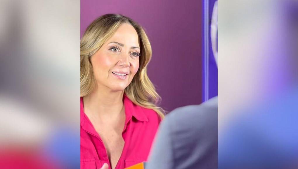 Andrea Legarreta también confesó que este no es el único procedimiento estético que ha realizado en su rostro, pues en el pasado, se ha sometido a tratamientos relacionados con la hidratación para ayudar a regenerar colágeno.