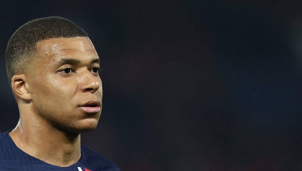 Su cara al término simbolizaba bien su decepción, la de marcharse de su ciudad natal sin dejar en sus vitrinas el trofeo más deseado, reflejo de la que sufre toda una ciudad que apenas podía imaginarse que este no era su año en la Liga de Campeones.