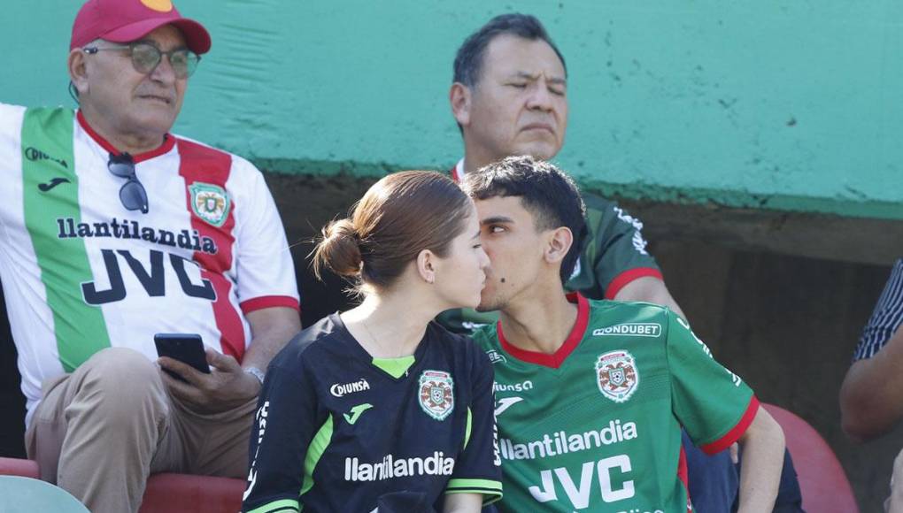 Una muestra de amor en el estadio Yankel Rosenthal.