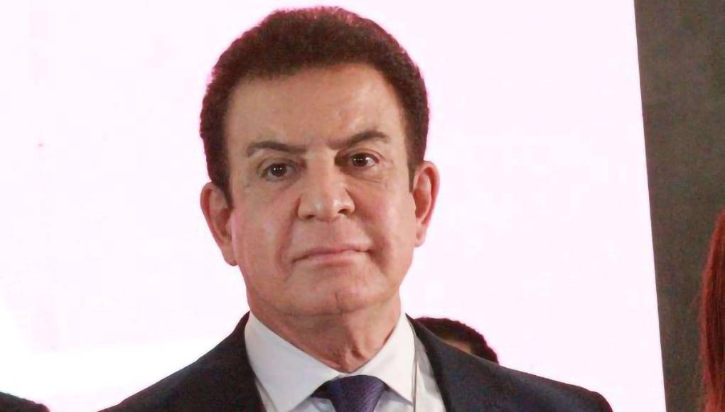 Recientemente, el alcalde de San Pedro Sula, Roberto Contreras, dijo que apoyará la candidatura de Nasralla. 