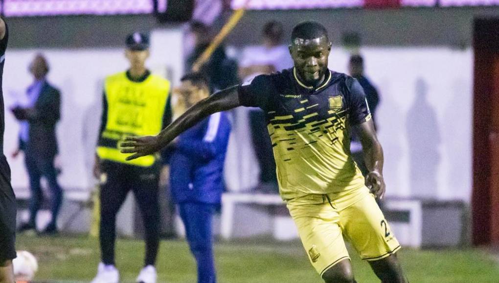 El Motagua también tiene al seleccionado Elison Rivas entre sus opciones para la próxima temporada. El lateral izquierdo quedó libre tras su salida de Águilas Doradas de Colombia.