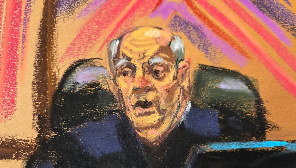 Antes del contrainterrogatorio el juez Kevin Castel lo había callado. “¿Puedo preguntar?”, le consultó Juan Orlando Hernández al juez Kevin Castel y este respondió: “no, solo cuando te pregunten”. En ese momento JOH estaba siendo entrevistado por su abogado defensor Raymond Colon.