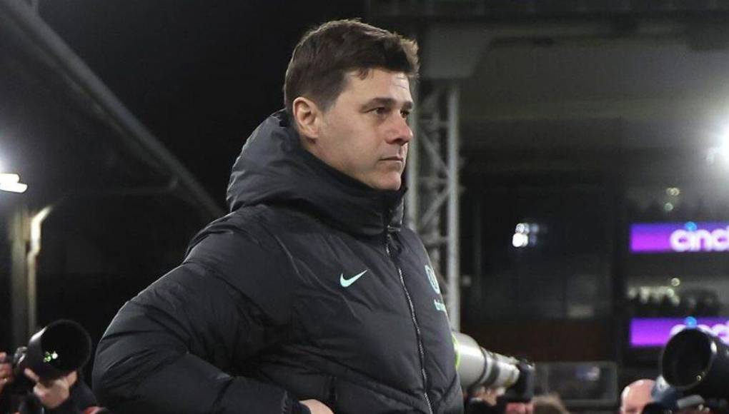 Mauricio Pochettino, que acaba de rescindir contrato con el Chelsea, estaría interesado en el banquillo de Inglaterra para después de la Eurocopa, que es cuando el actual seleccionador, Gareth Southgate, termina contrato. 