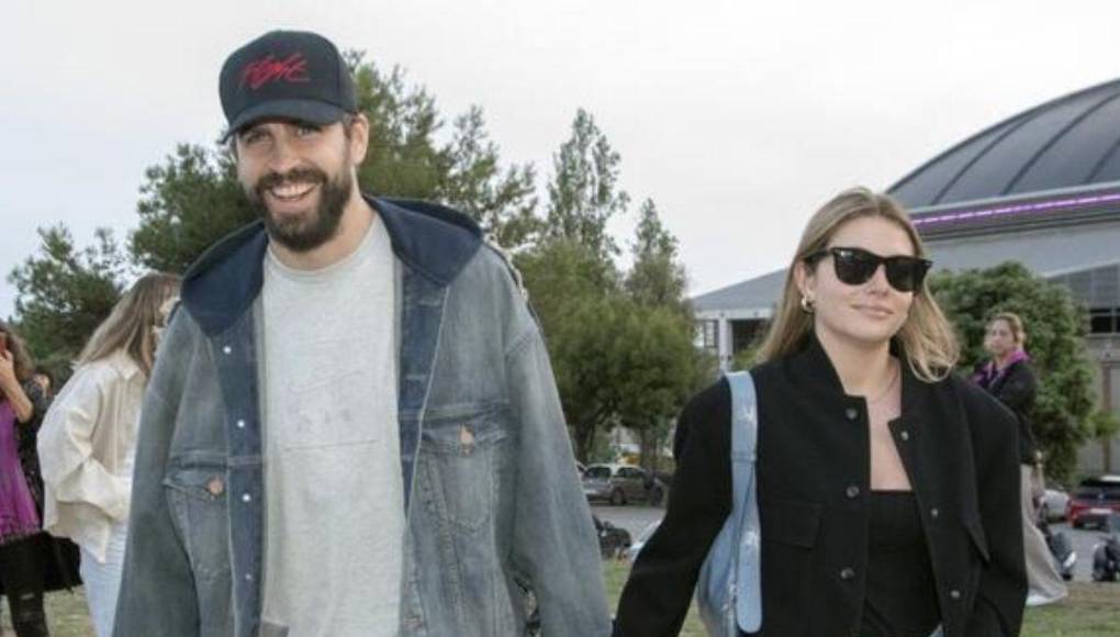 Las imágenes que circulan en internet generaron una ola de reacciones. Algunos usuarios aseguran que Clara sí estaría esperando a su primer hijo con el exfutbolista, mientras que otros consideran que se trató de un montaje.