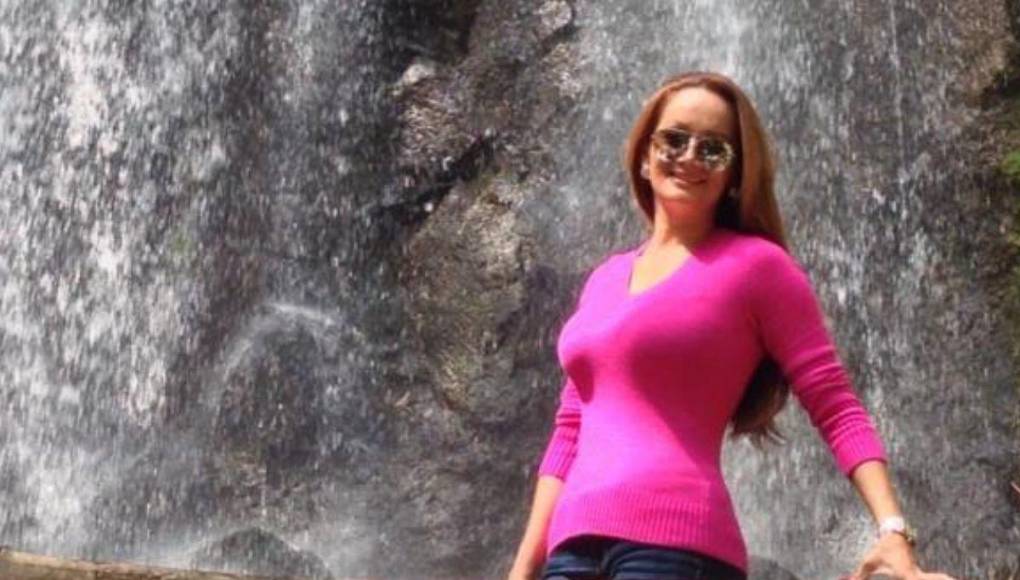 Sobre el caso de Kensy Torres, un oficial del <b>Departamento de Seguridad Nacional</b> de Estados Unidos desarrolló que al no ser una ciudadana de Estados Unidos y por tener una condena definitiva por lavado de activos, un delito grave que es ilegible para una exención.