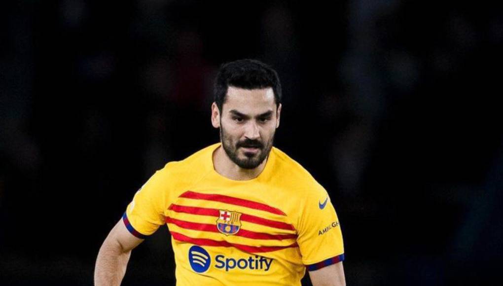 La mujer del mismo Gündogan también se manifestó en redes para ‘quitarle hierro’ a las declaraciones y defender a su marido.