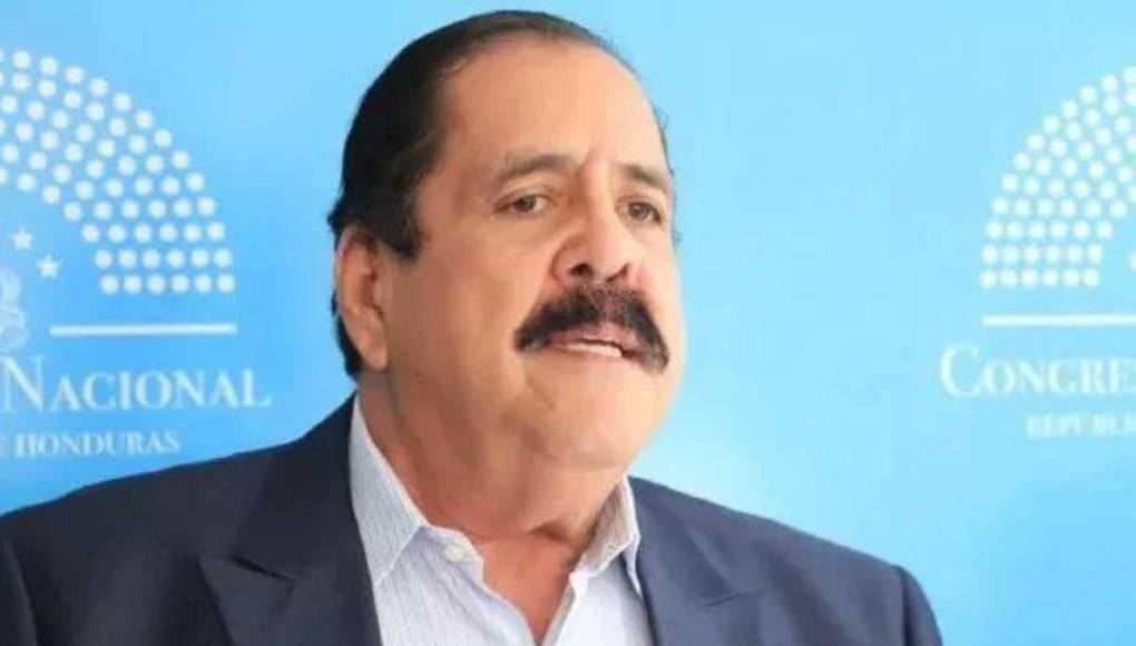 <b>Carlos Zelaya: </b>Devis Leonel Rivera, alias el Cachiro aseguró que sobornó a Carlos Zelaya con sobornos que oscilaban entre 100,000 y 200,000 dólares.