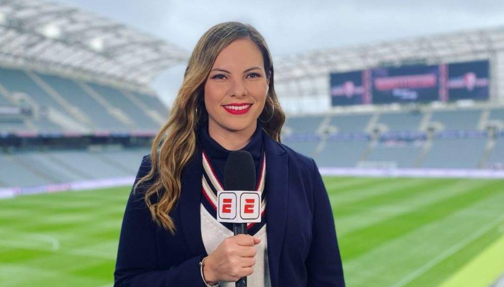 Stephanie Chaverri: Linda periodista deportiva de Costa Rica.