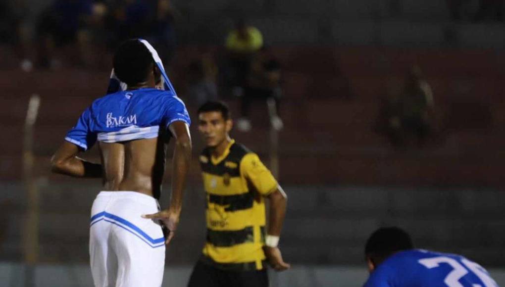 Victoria estuvo a punto de llevarse el triunfo en la recta final del juego.