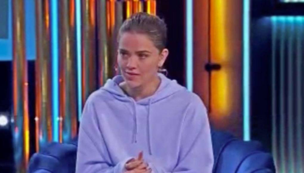 Desde el principio de esta temporada, Thalí ha experimentado algunos problemas con ciertos habitantes, incluida Cristina Porta, quien acusó a la mexicana de racista luego de que le dijera que volviera a su país.