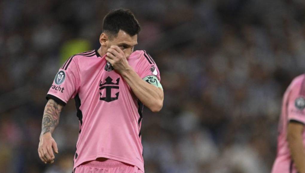 Lionel Messi jugó su primer partido en México a nivel de clubes y nunca lo olvidará que ya fue humillado por Monterrey.