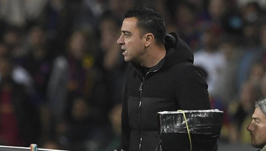 “No faltaron los empujones, gritos e insultos entre los jugadores, parte de los cuerpos técnicos de ambos combinados y los agentes de la organización y de la seguridad que intentaron separar a los protagonistas de la pelea en las entrañas del recinto que lleva el nombre de Lluís Companys” señala la prensa española.