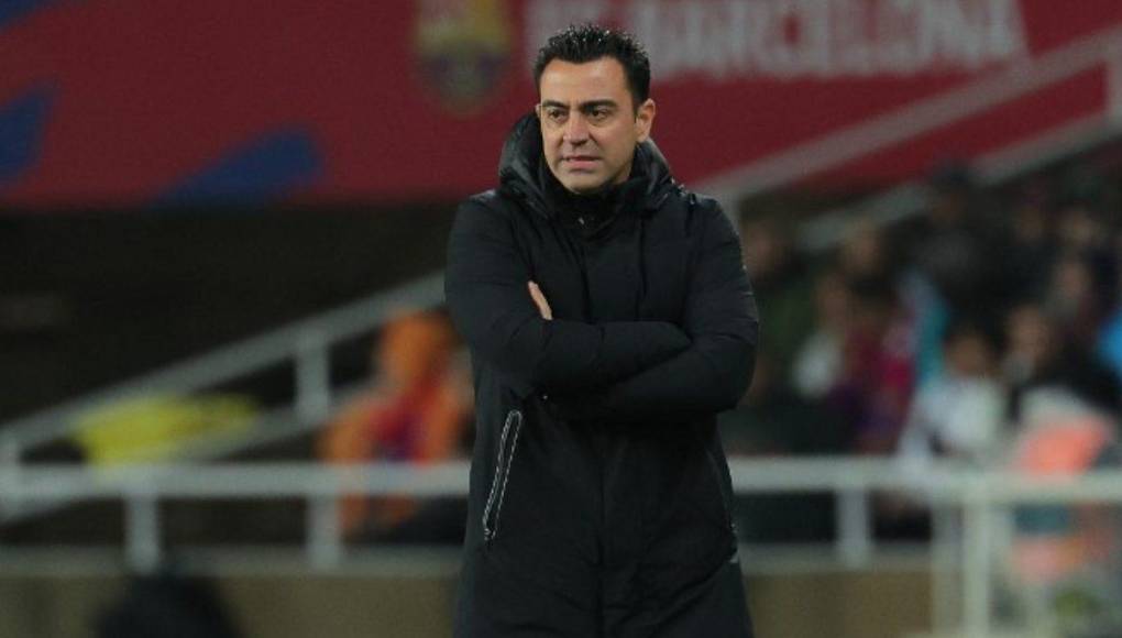 Xavi ha pedido reforzar el mediocampo del Barcelona y el Diario Sport ha mencionado el nombre de los jugadores con los que les gustaría contar.