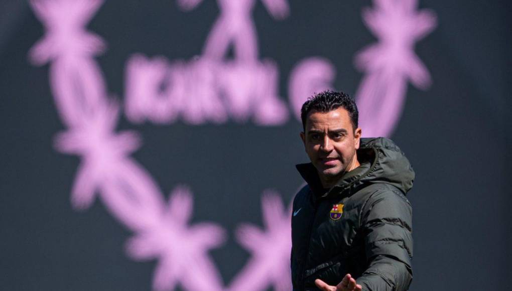 En información que brindan los diversos medios de España, señalan que algunos aficionados estaban esperando a Xavi y el resto de jugadores del FC Barcelona.