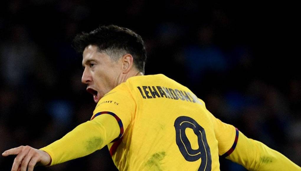 El polaco Lewandowski recibió un pase filtrado de Pedri, recortó y disparó ajustado al palo para hacer el 1-0 (60) y marcar por cuarto partido oficial consecutivo.