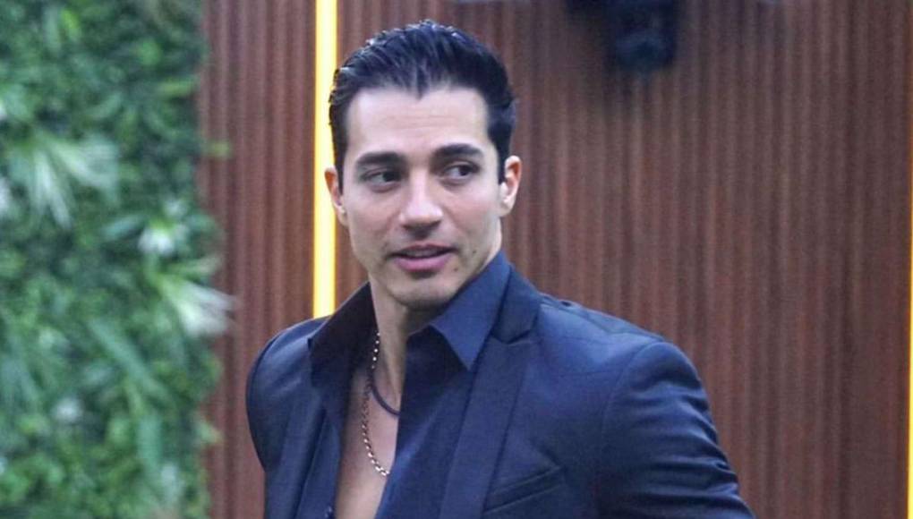 “Sapiosexual es una persona que le atrae el intelecto o que le llega a llenar”, explicó Romeh.