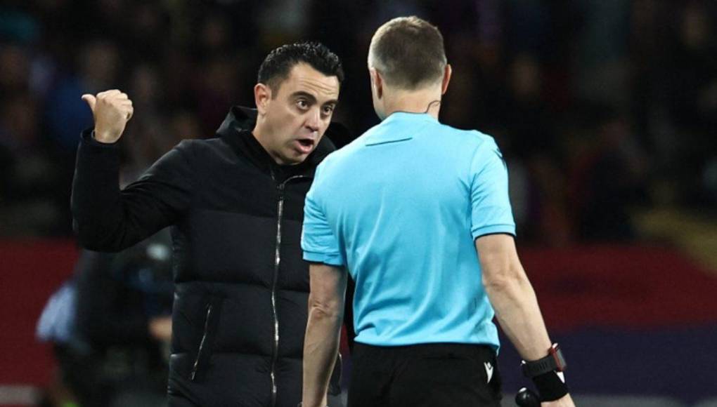 Sin embargo, el FC Barcelona y Xavi quedaron eliminados de la Liga de Campeones de Europa a manos del PSG y con ello se descarta que el español se mantenga como DT del cuadro culé para la próxima campaña.