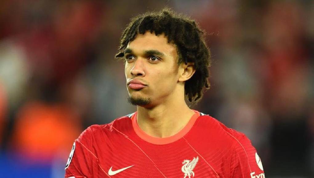 Se trata de Trent Alexander Arnold, futbolista inglés, que vivió “un infierno” en los últimos meses tras ser acosado por una mujer que le envió mensajes obscenos.