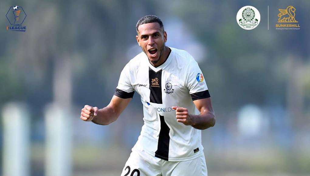Eddie Hernández - El espigado delantero hondureño cumplió su contrato con el Mohammedan SC de la India, con el que ascendió a primera división. Desea volver a Liga Nacional.
