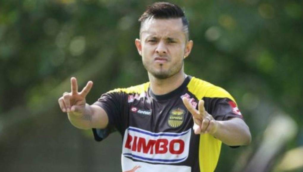 2- Allan Alemán: El volante tico arribó a Real España en el 2013, cuadro sampedrano con el que logró el título del torneo Apertura 2013. 