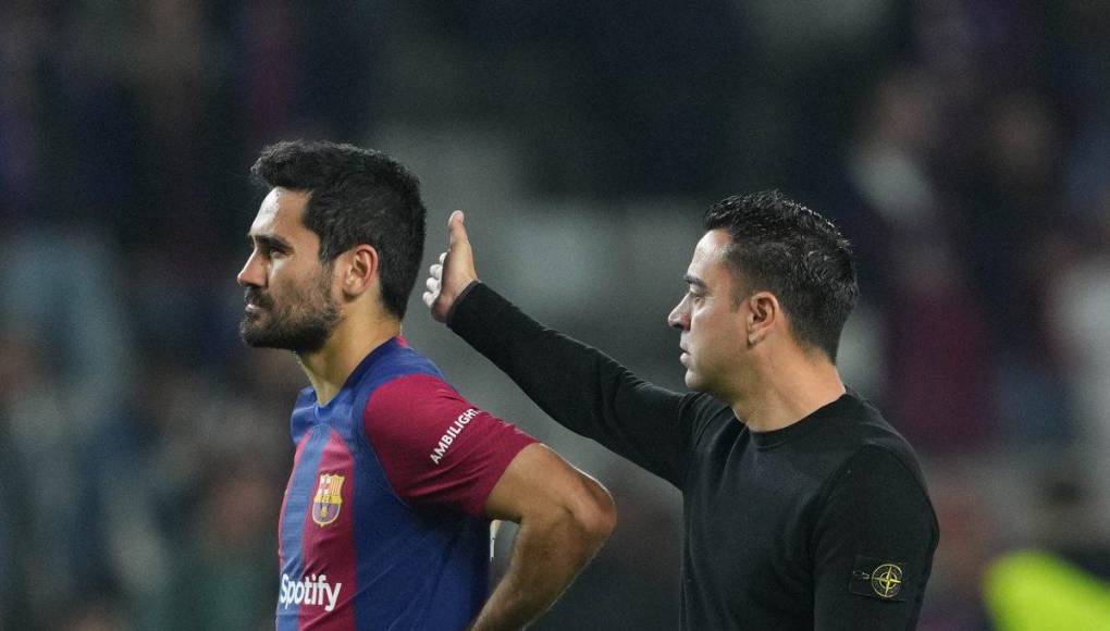 Gundogan fue uno de los más dolidos en el FC Barcelona por la eliminación y ha generado revuelo al culpar a su compañero Araújo ya que la expulsión fue clave para la derrota del club blaugrana ante PSG.,